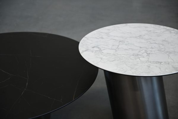 LEEN White Ceramic Top Black Steel End Table 2