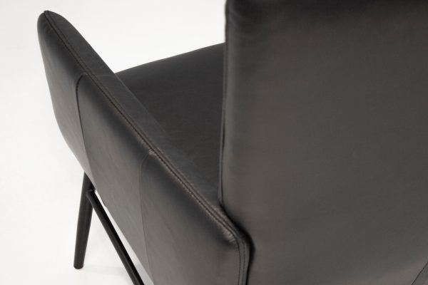 MORISSON Black Leather Mid Century Lounge Chair Black Legs 5