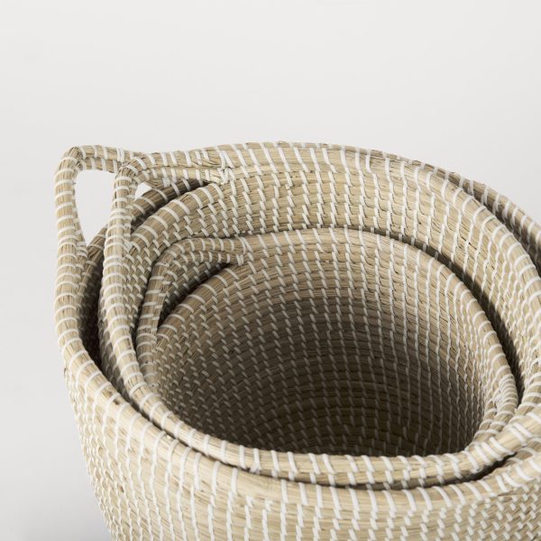 Maddie 13.8L x 13.8W X 15.0H Set of 3 Light Brown WBlack Dipped Seagrass Round Basket W Handle 3