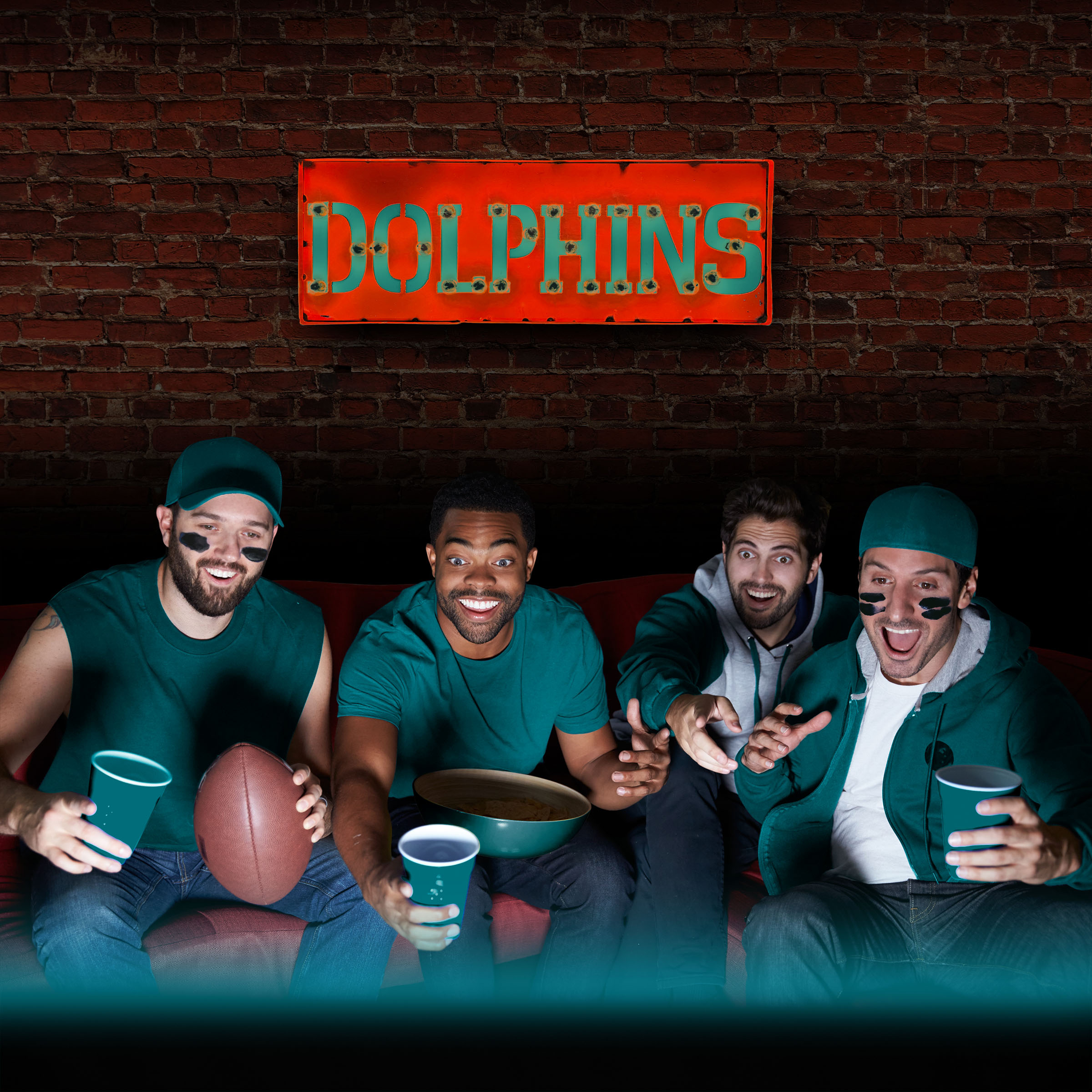 Miami Dolphins Lighted Recycled Metal Street Sign NFL Officially Licensed 4 Miami Dolphins Lighted Recycled Metal Street Sign NFL Officially Licensed - Image 4