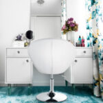 Modern Adjustable Swivel PU Leather Chair with Tufted Back (1PC)