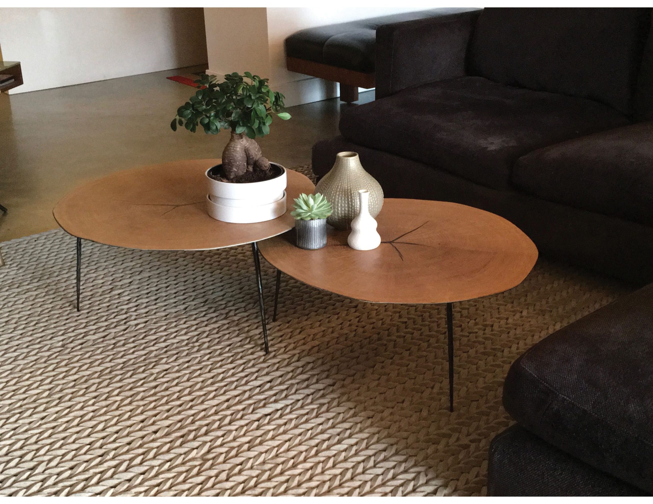OAKLEY Tall Oak Veneer Coffee Table Black Hammered Iron 4 OAKLEY Tall Oak Veneer Coffee Table Black Hammered Iron - Image 4
