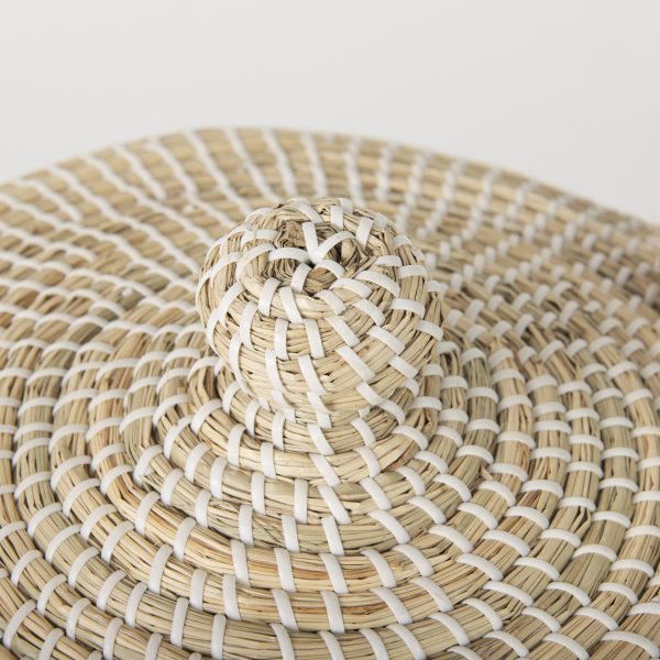 Olivia 15.7L x 15.7W x 17.3H Set of 3 Beige Seagrass Basket WLid and Handles 5
