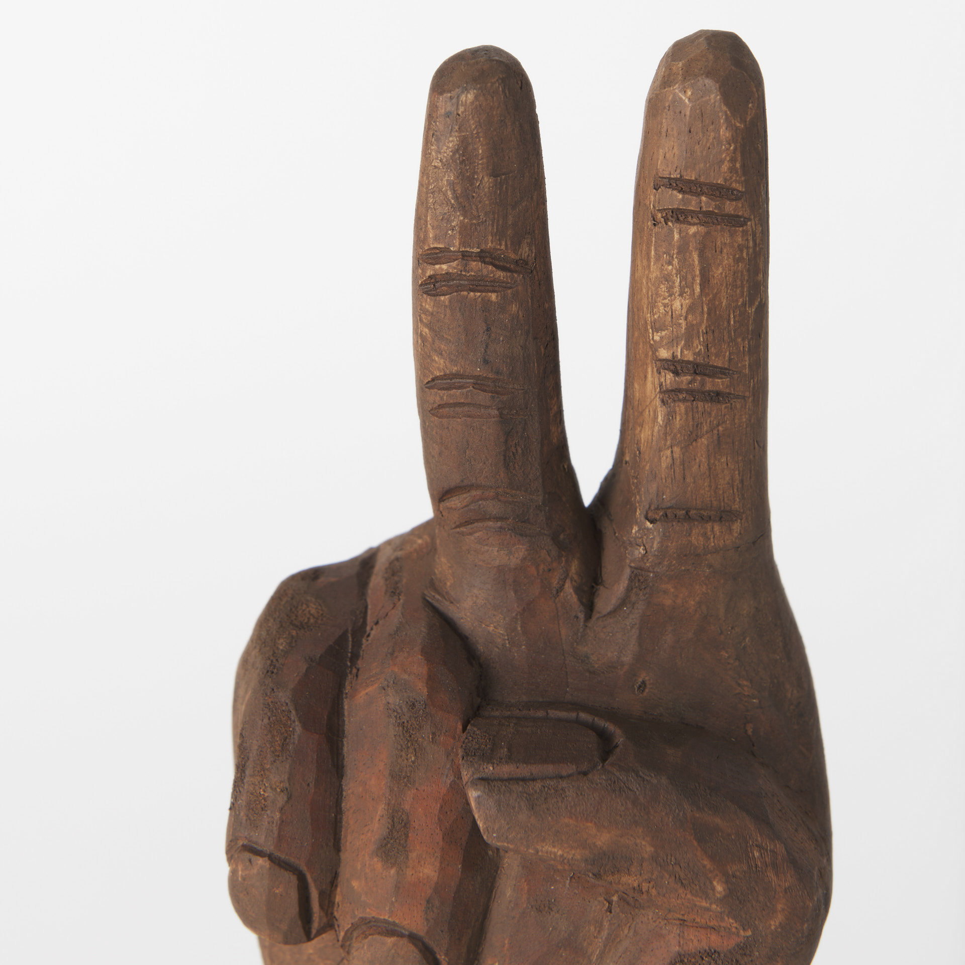 Pacem 4L x 4W Natural Wooden Carved Peace Sign Hand 10 Pacem 4L x 4W Natural Wooden Carved Peace Sign Hand - Image 10
