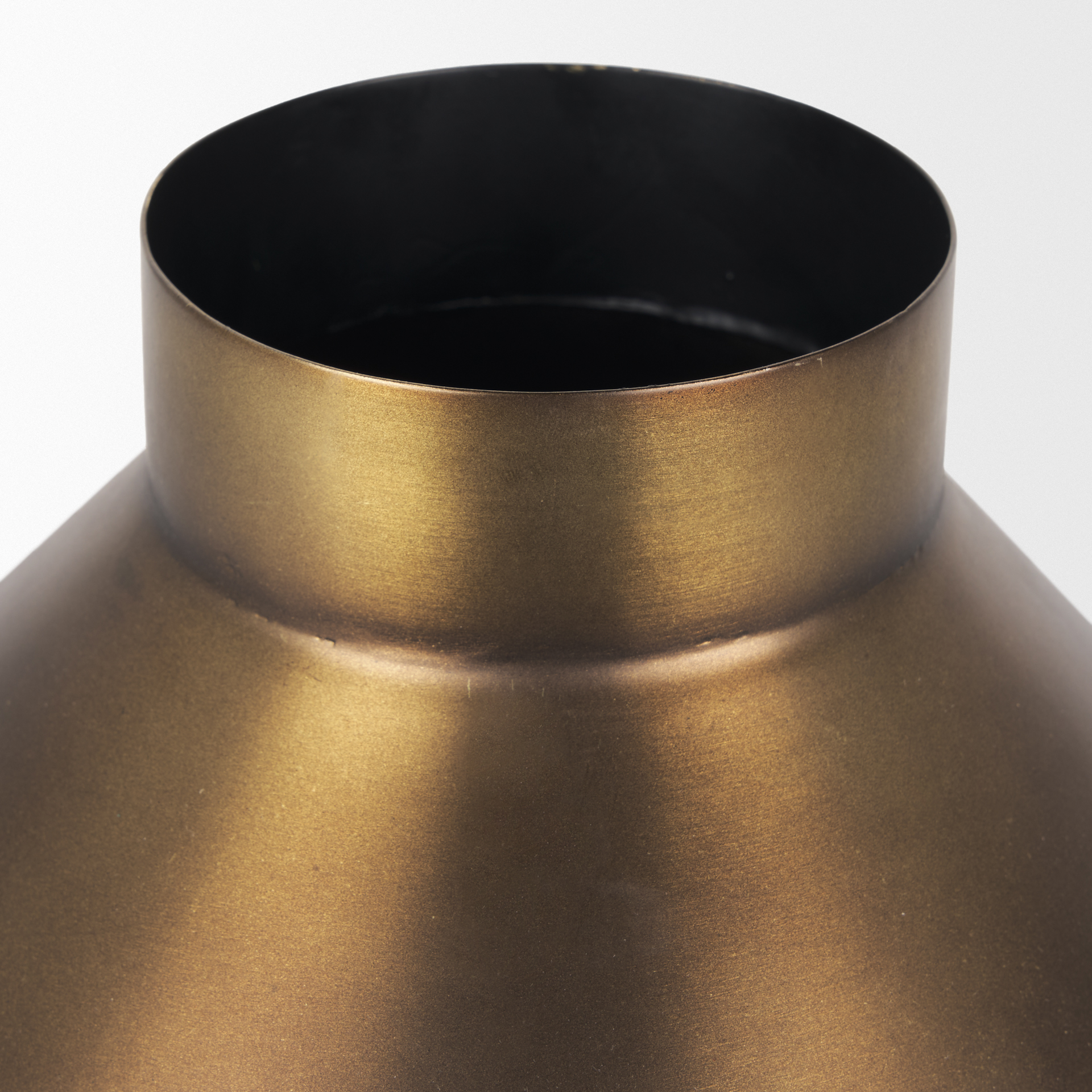 Perrin Large Brushed Gold Metal Decorative Vase 9 Perrin Large Brushed Gold Metal Decorative Vase - Image 9