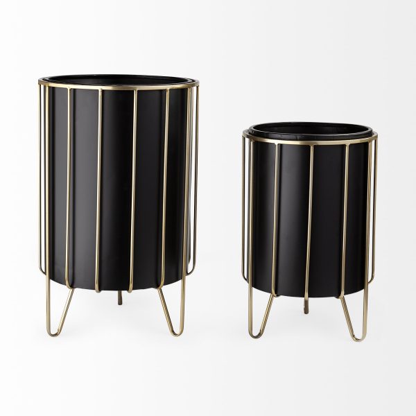 Pianta 13 x 21 Set of Two Black Metal Insert Brass Frame Plant Stands 2