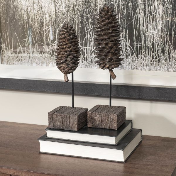 Pinterra Small 4L x 4W Brown Resin Pinecone Replica 2