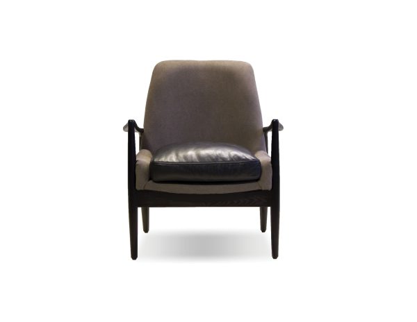 REYNOLDS Black Leather Lounge Chair Black Ash Wood Frame 1