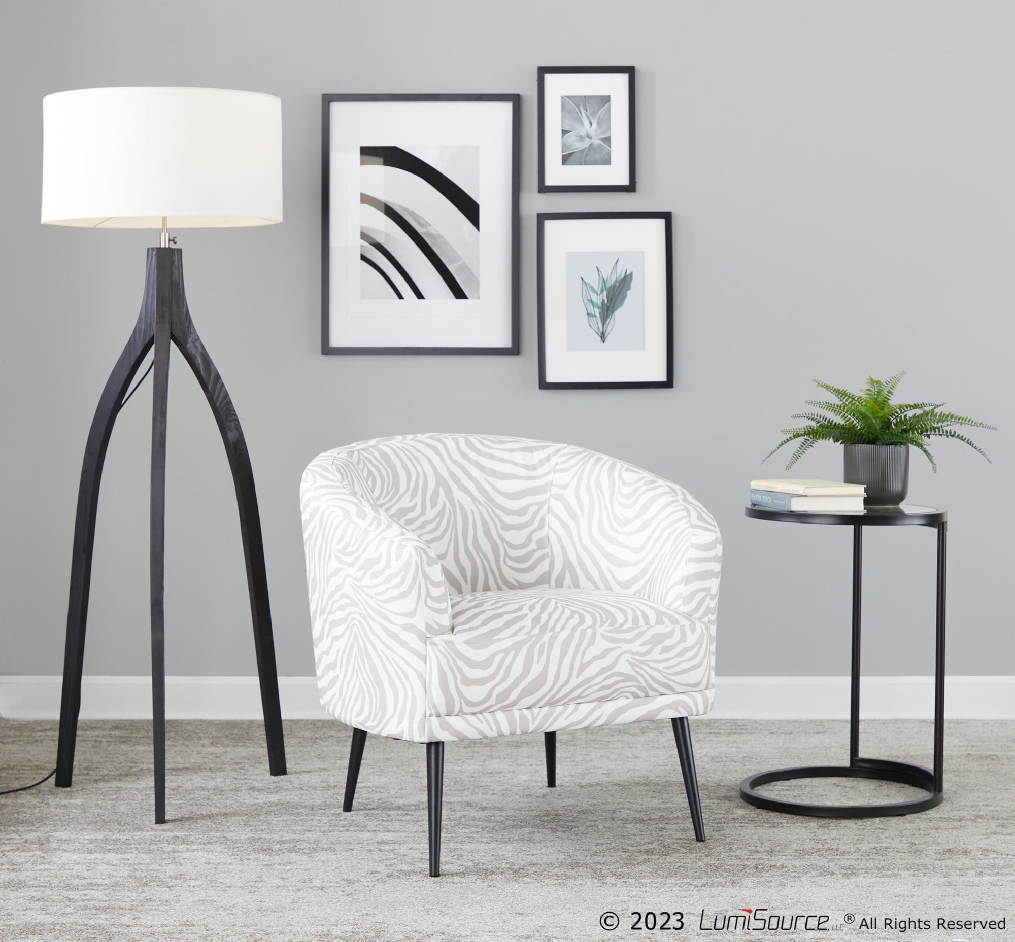 Round Zenn Black Metal Clear Glass Contemporary End Table 4 Round Zenn Black Metal Clear Glass Contemporary End Table - Image 4