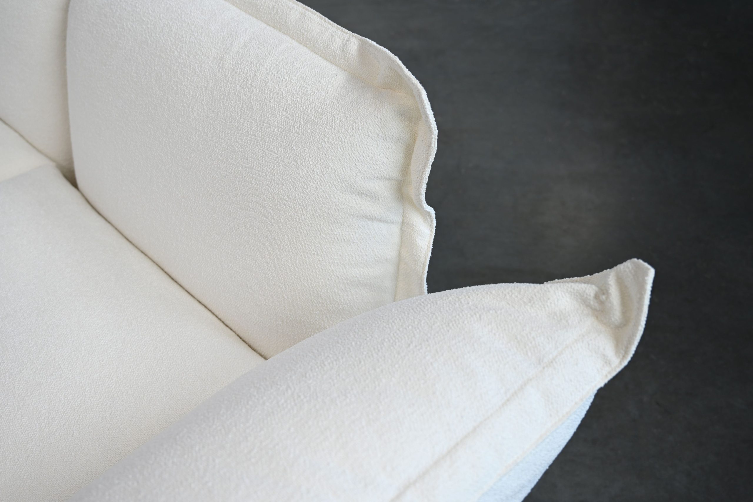 WILLOW Sea Shell Nubbly Fabric Sectional