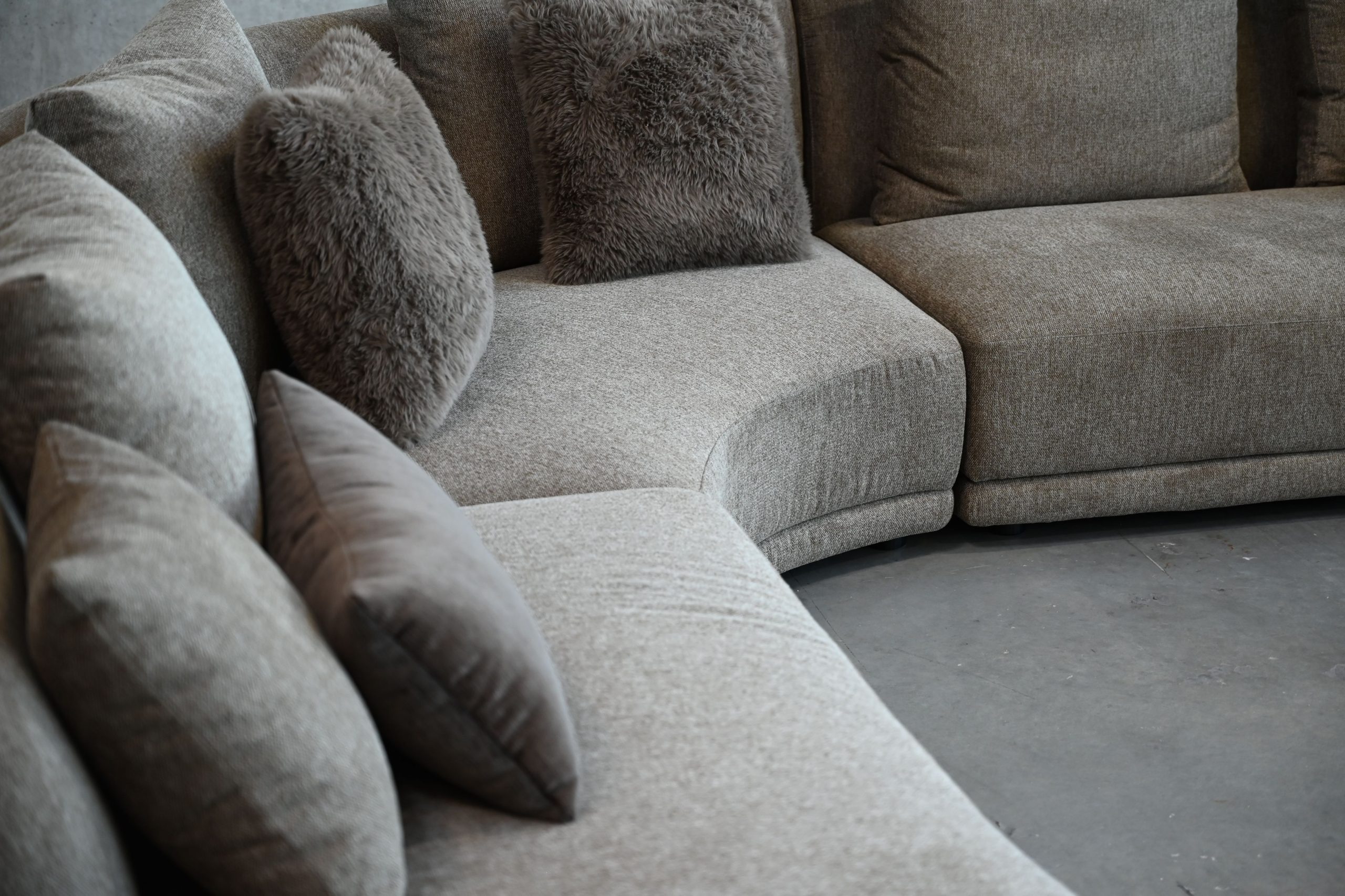 VOLTAIRE Brindle Brown Fabric RSF Chaise Sectional