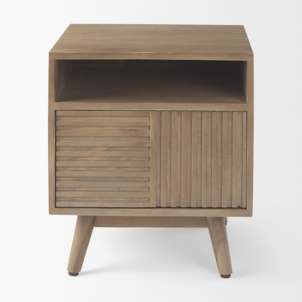 Sable 19.0L x 19.0W x 21.5H Light Brown Wood Side Table 4