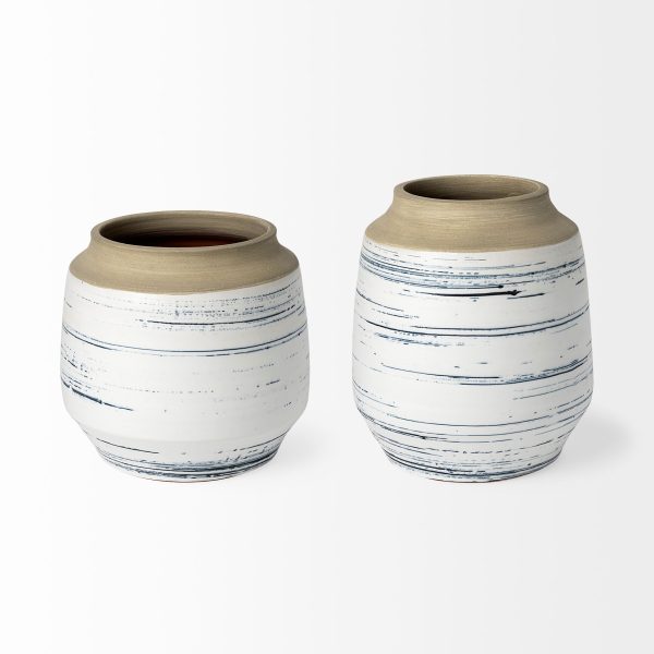 Sonnett Short WhiteBlue Ceramic Vase 3