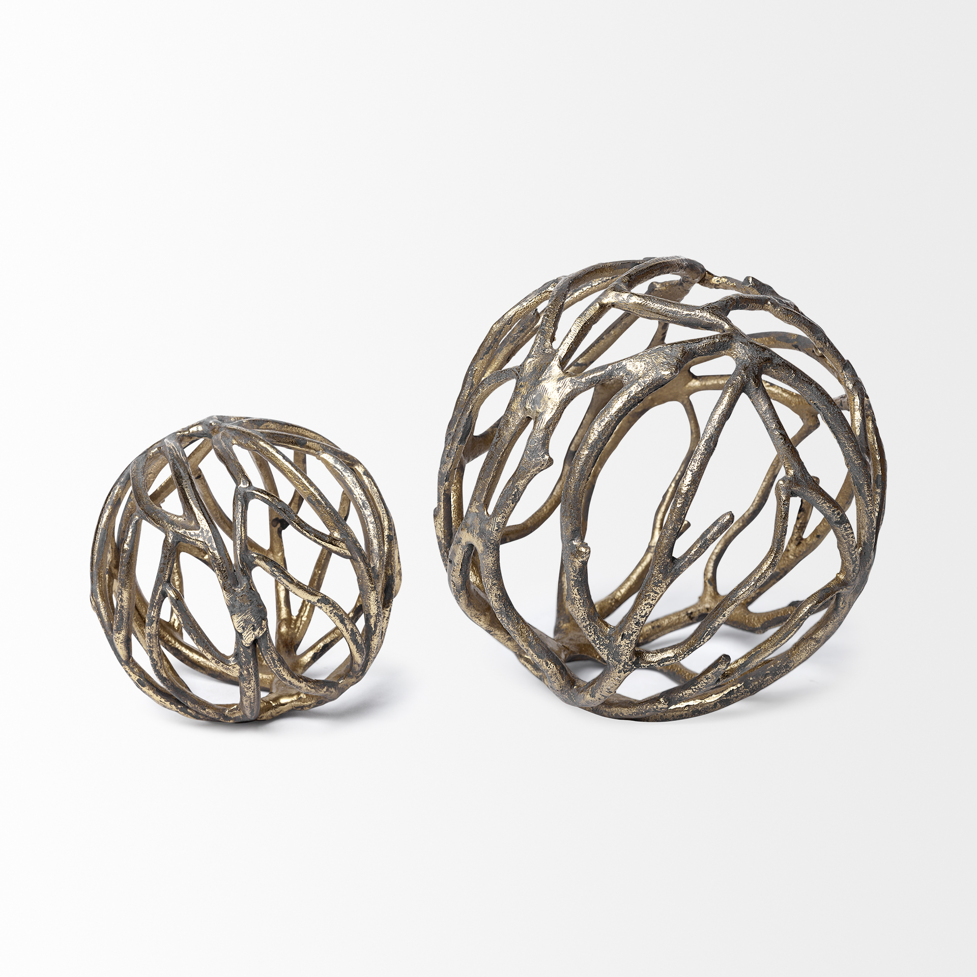 Sphaira Noir II Large 7L x 7W Gold Cast Aluminum Decorative Tree Branch Orb 5 Sphaira Noir II Large 7L x 7W Gold Cast Aluminum Decorative Tree Branch Orb - Image 5