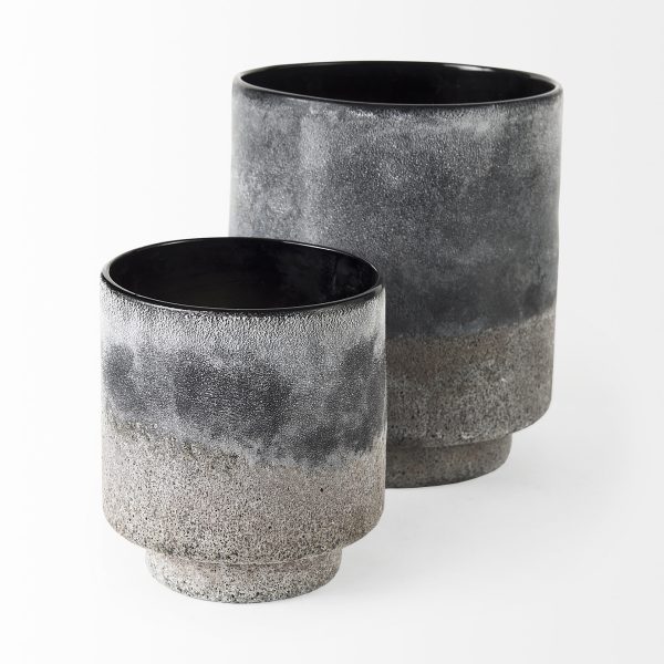 Squally 8.0L x 8.0W x 8.6H BlackBrown Glass Ombre Textured Vase 4