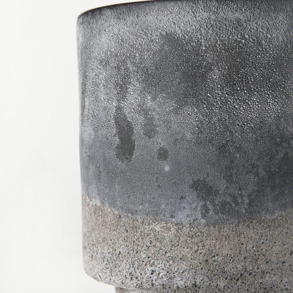 Squally 8.0L x 8.0W x 8.6H BlackBrown Glass Ombre Textured Vase 6