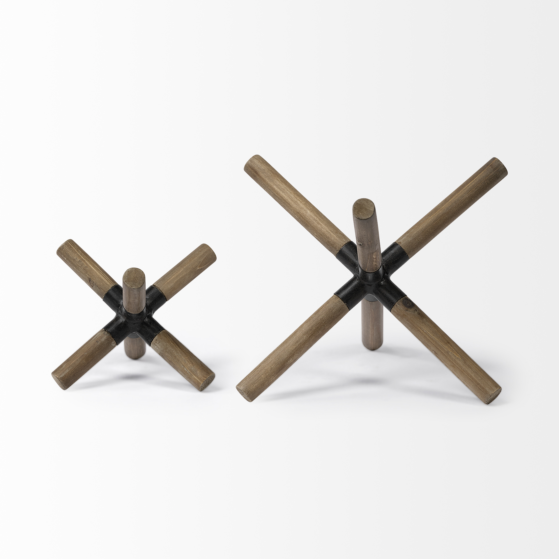 Stuhrling II (Large) 9L x 9W Brown Wood W/ Black Metal Jack 5 Stuhrling II (Large) 9L x 9W Brown Wood W/ Black Metal Jack - Image 5