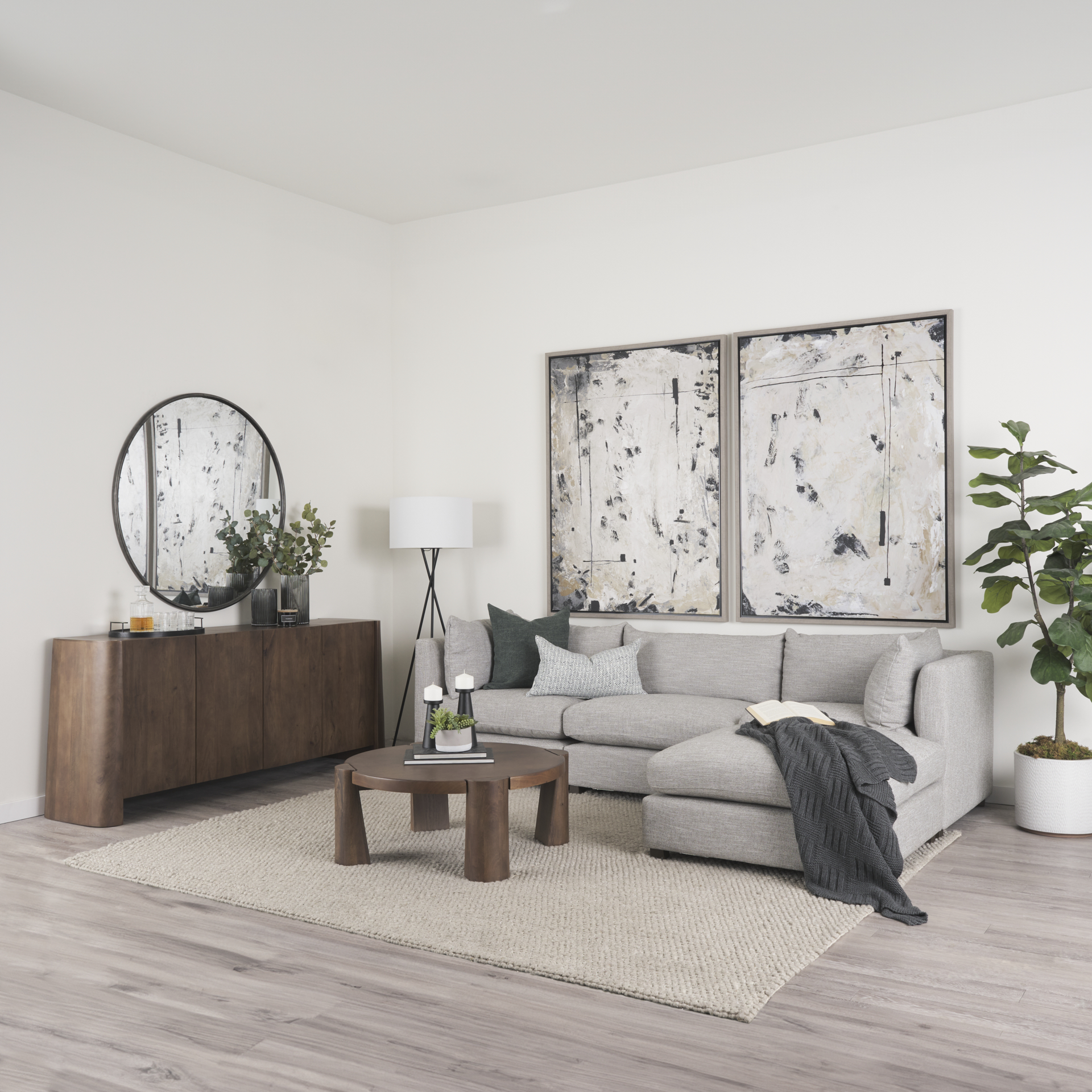 Tammar Round Wood w/ Tapered Legs Coffee Table 3 Tammar Round Wood w/ Tapered Legs Coffee Table - Image 3