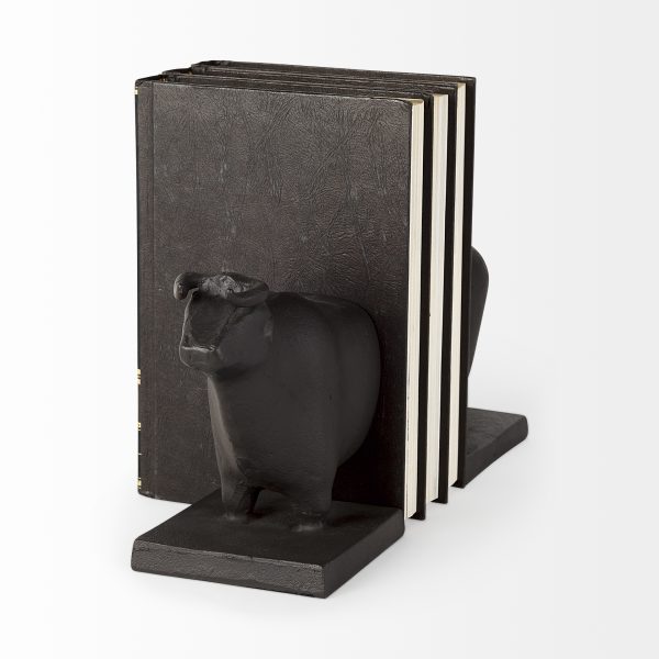 Taurus III Set of 2 9L x 4W Black Cast Aluminum Bull Bookends 3