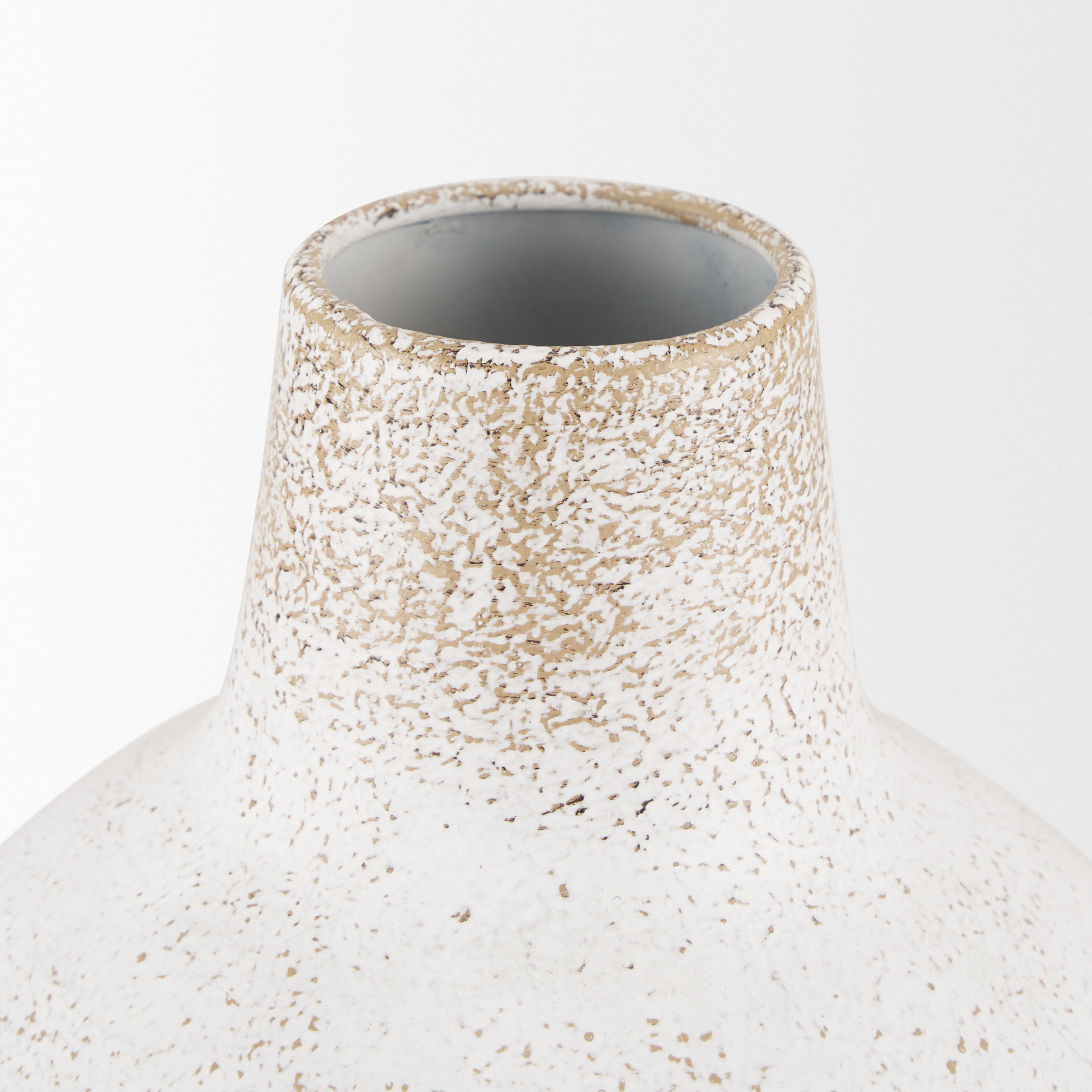 Tisha Small White W/ Terracotta Distressing Metal Vase 7 Tisha Small White W/ Terracotta Distressing Metal Vase - Image 7