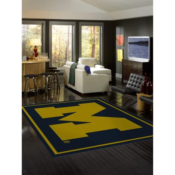 University of Michigan 8x11 Spirit Rug 1