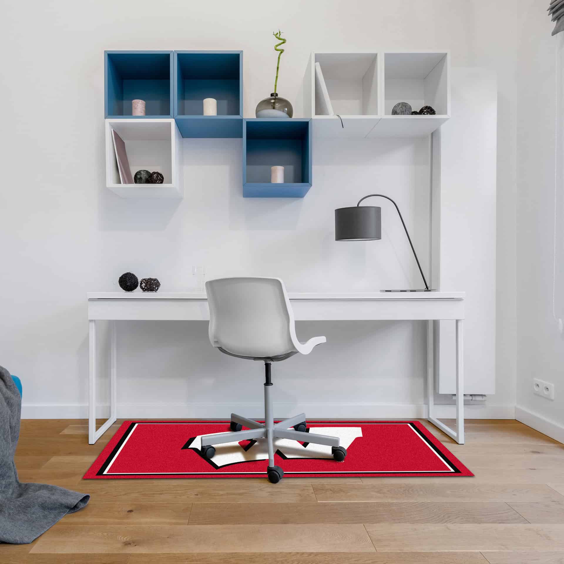 University of Wisconsin 3x4 Area Rug 3 University of Wisconsin 3x4 Area Rug - Image 3