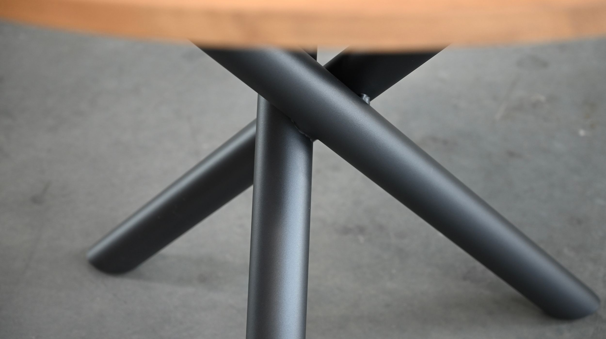 torch round teak indoor-outdoor dining table