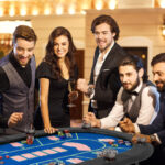 Foldable Poker Table with 8 Cup Holders and Padded Armrests