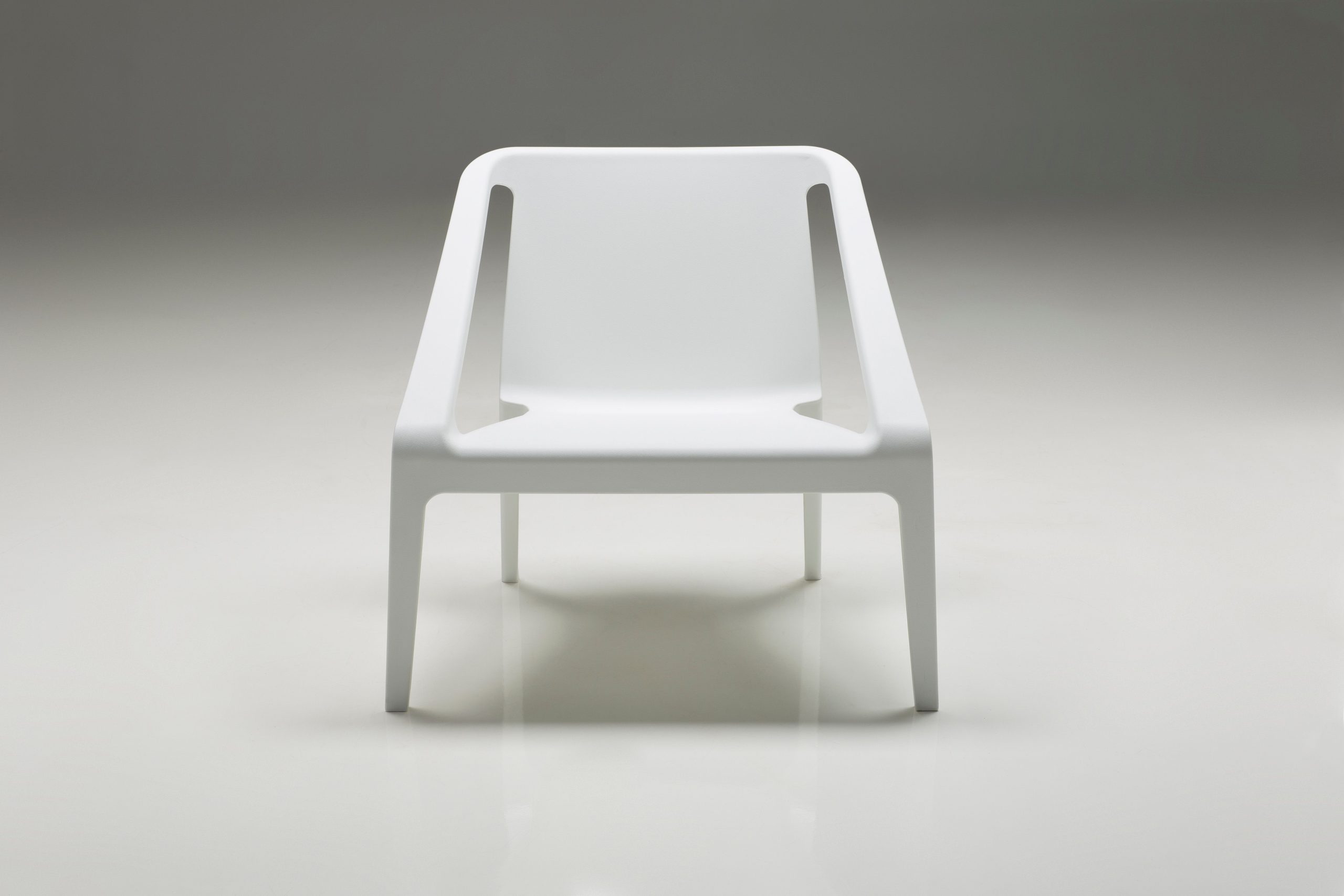 yumi white polypropylene indoor outdoor chair set
